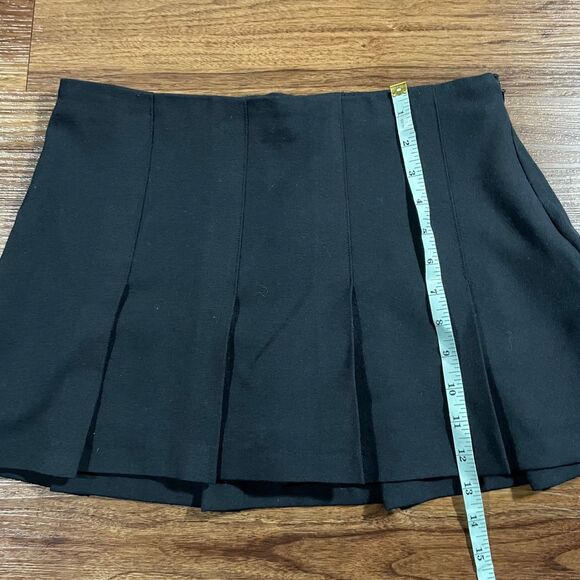 Abercrombie & Fitch Black Pleated Mini Skirt Womens Small Preppy Dressy - Picture 4 of 6